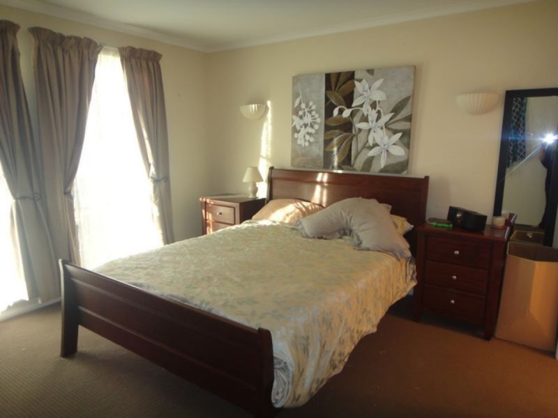 18 Lapwing Street, Hallett Cove SA 5158