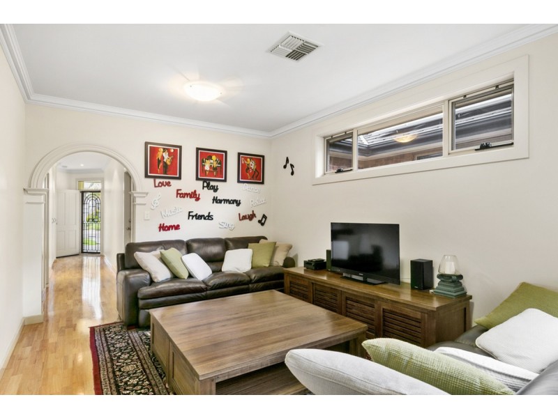 8B Eucla Avenue, Warradale SA 5046