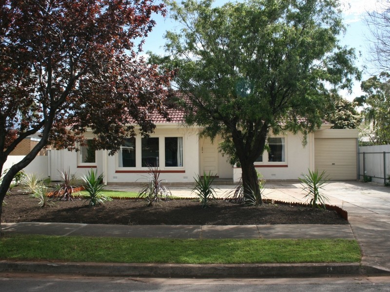 1A Parslow Road, Marion SA 5043