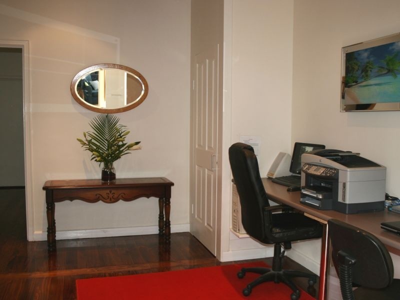 1A Parslow Road, Marion SA 5043