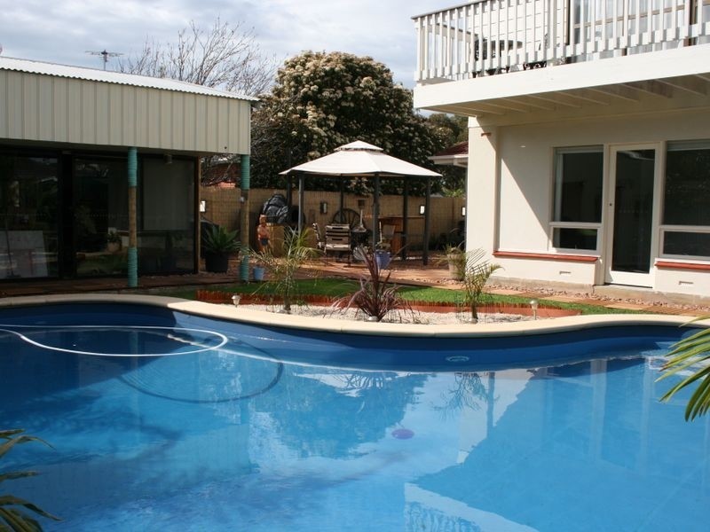 1A Parslow Road, Marion SA 5043