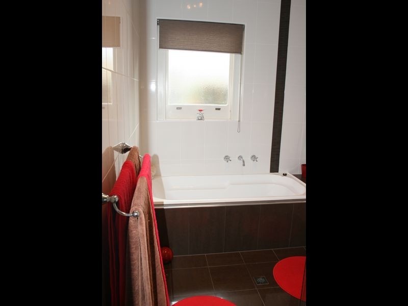 1A Parslow Road, Marion SA 5043