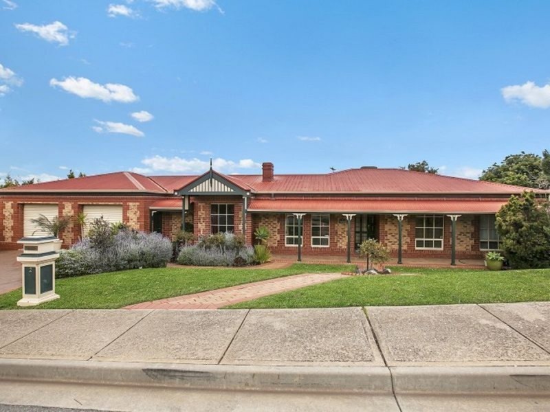 2 Inali Court, Hallett Cove SA 5158