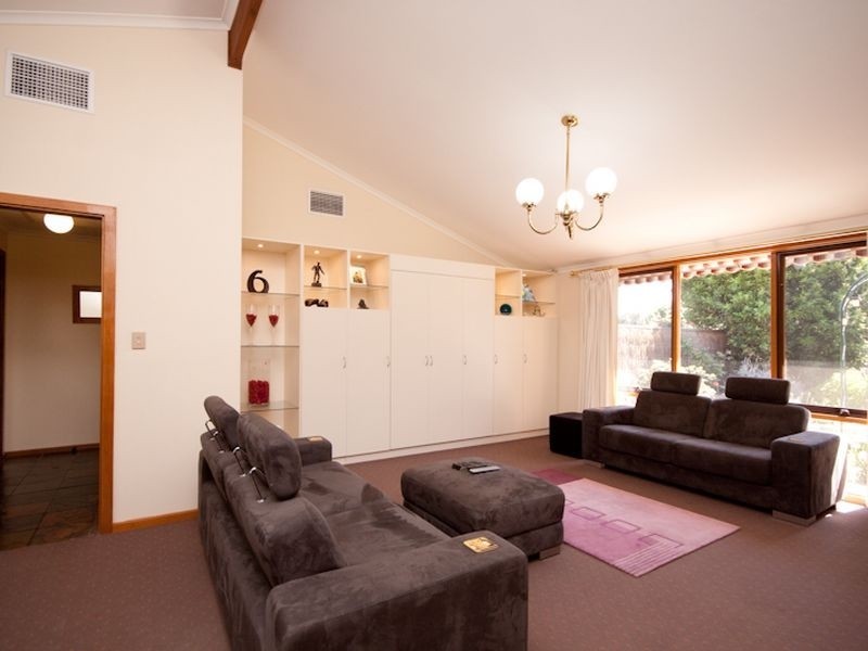 129 Sturt Road, Dover Gardens SA 5048