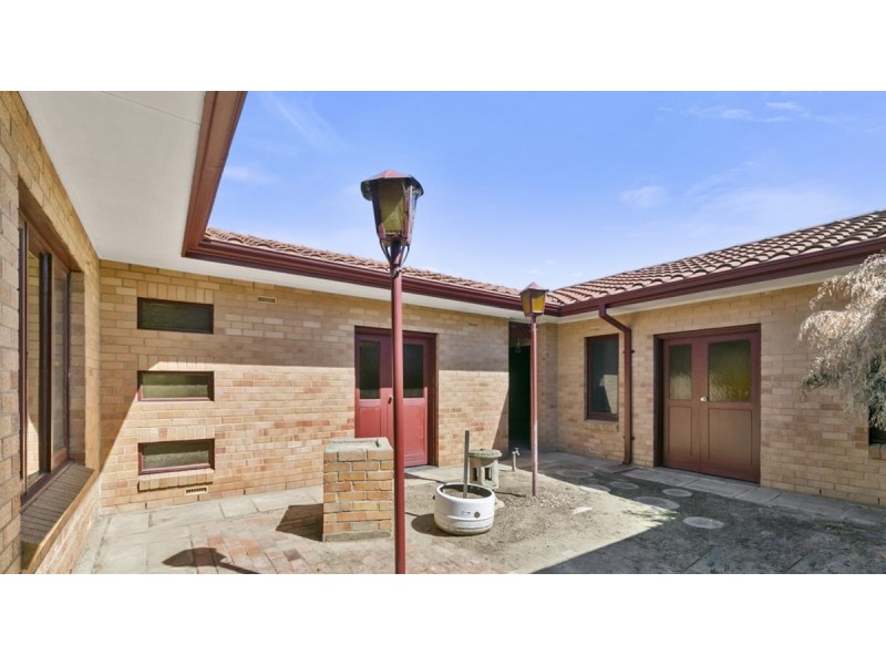 5 Sharon Place, Grange SA 5022