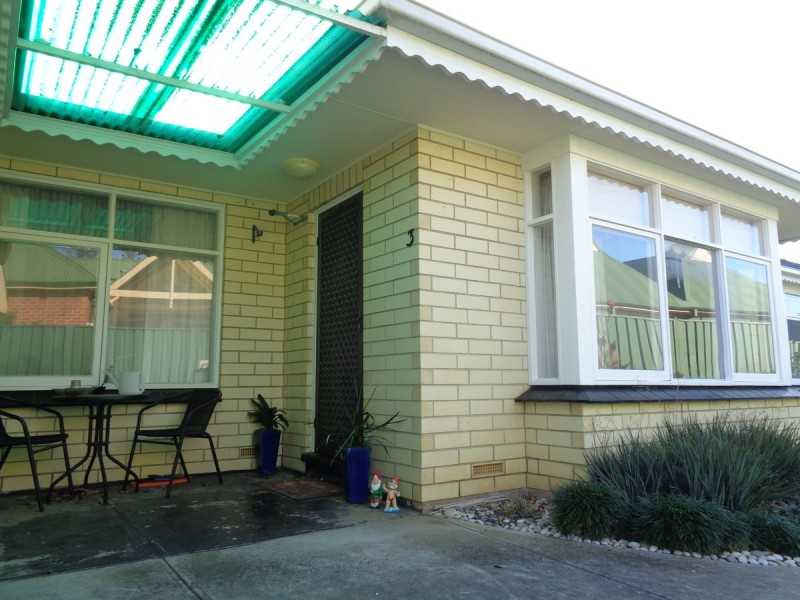 3/2 Fifth Avenue, Glenelg SA 5045