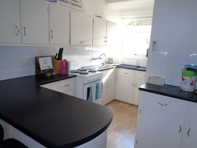 3/2 Fifth Avenue, Glenelg SA 5045