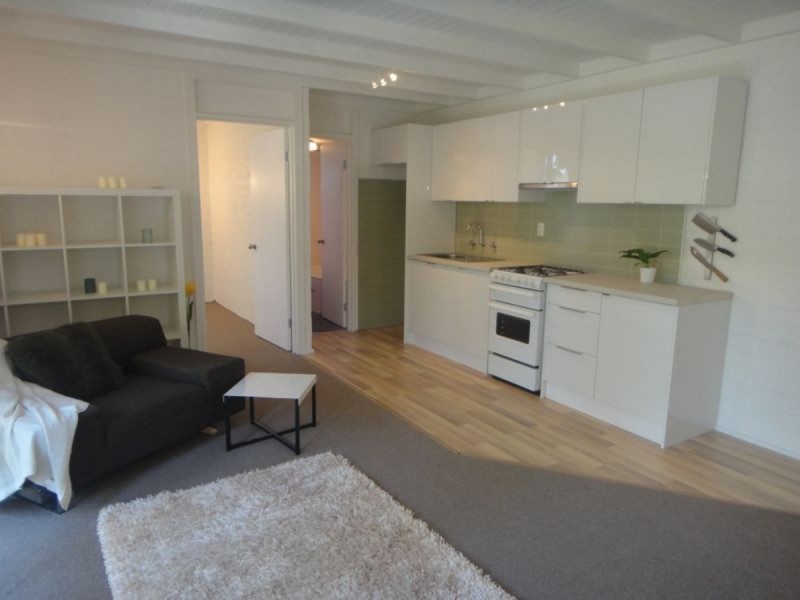 4/2 Ferguson, Glenelg North SA 5045