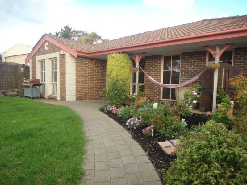 18 Lapwing Street, Hallett Cove SA 5158