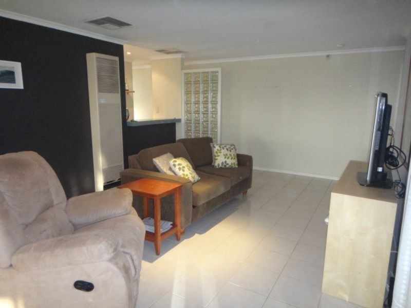 18 Lapwing Street, Hallett Cove SA 5158