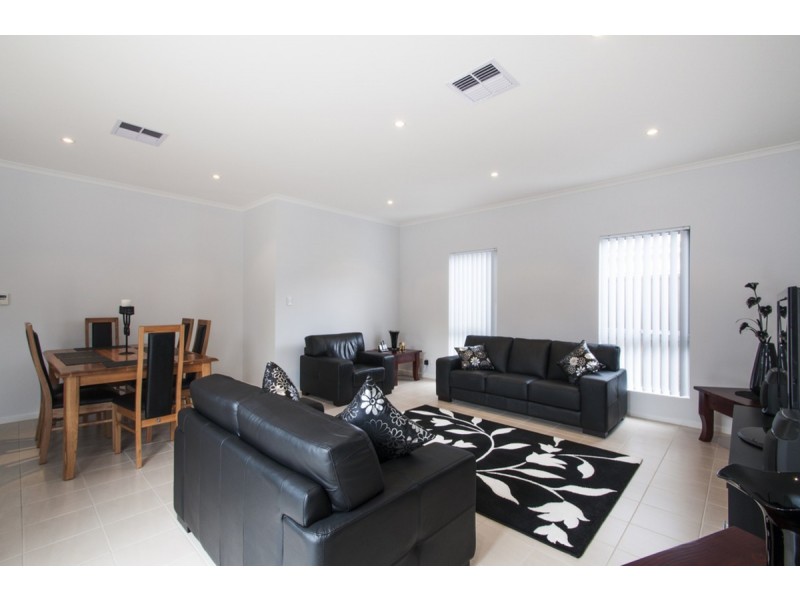 52 Fourth Avenue, Ascot Park SA 5043