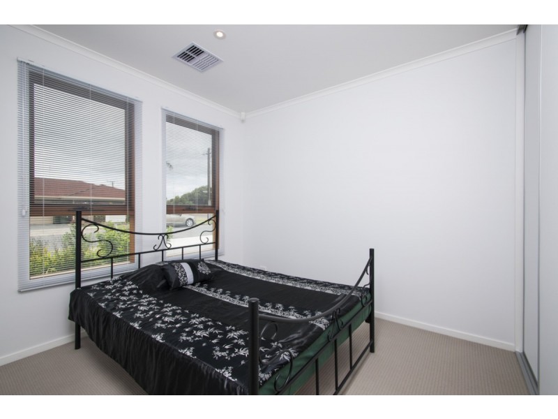 52 Fourth Avenue, Ascot Park SA 5043