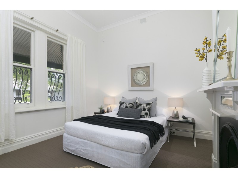 7 Byron Street, Glenelg SA 5045