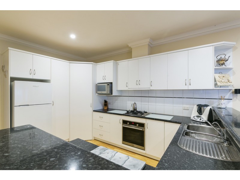 8B Eucla Avenue, Warradale SA 5046