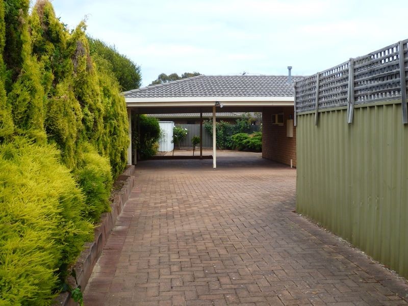 2/6 Lamington Avenue, Seacliff Park SA 5049