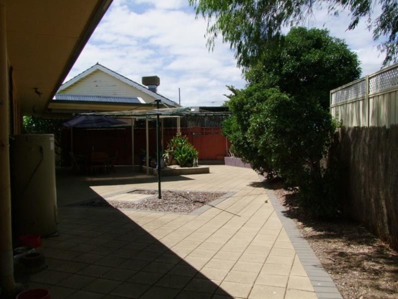 7 Renown Avenue, Seacliff Park SA 5049