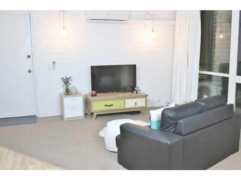 4/2 Ferguson, Glenelg North SA 5045