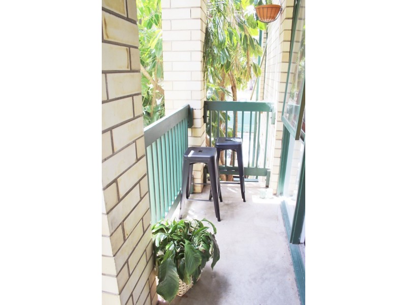 4/2 Ferguson, Glenelg North SA 5045