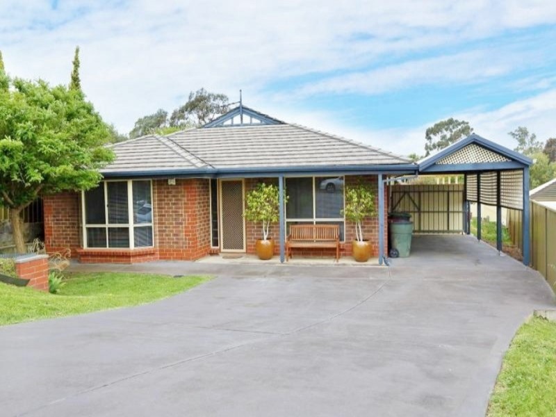 30 Hendrix Crescent, Woodcroft SA 5162