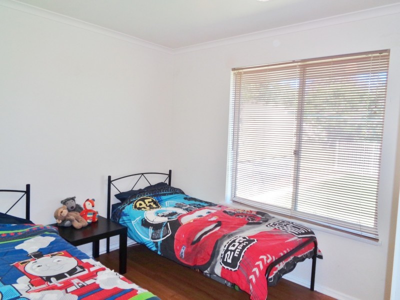 30 Hendrix Crescent, Woodcroft SA 5162