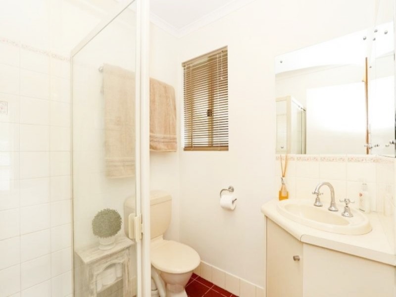 30 Hendrix Crescent, Woodcroft SA 5162