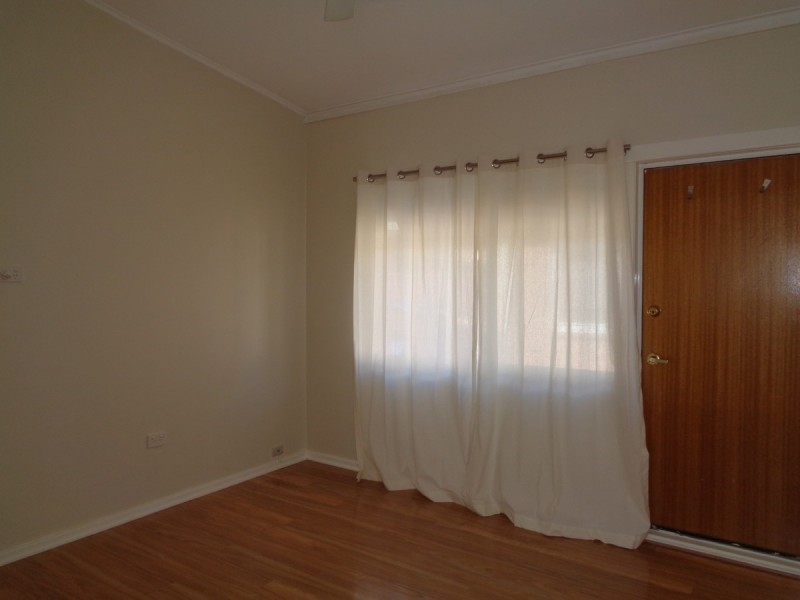 2/1A Gladstone Road, North Brighton SA 5048