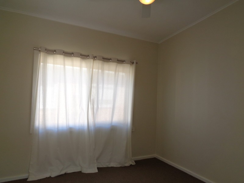 2/1A Gladstone Road, North Brighton SA 5048