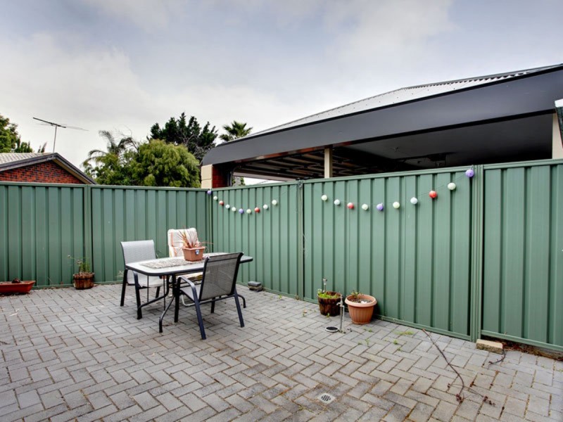 2/5A Mark Court, Morphett Vale SA 5162