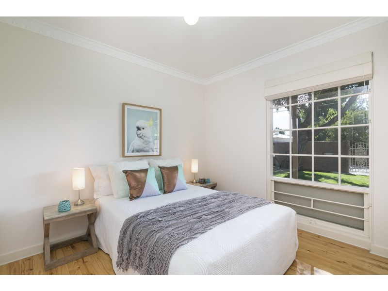 9 Downing Street, Hove SA 5048