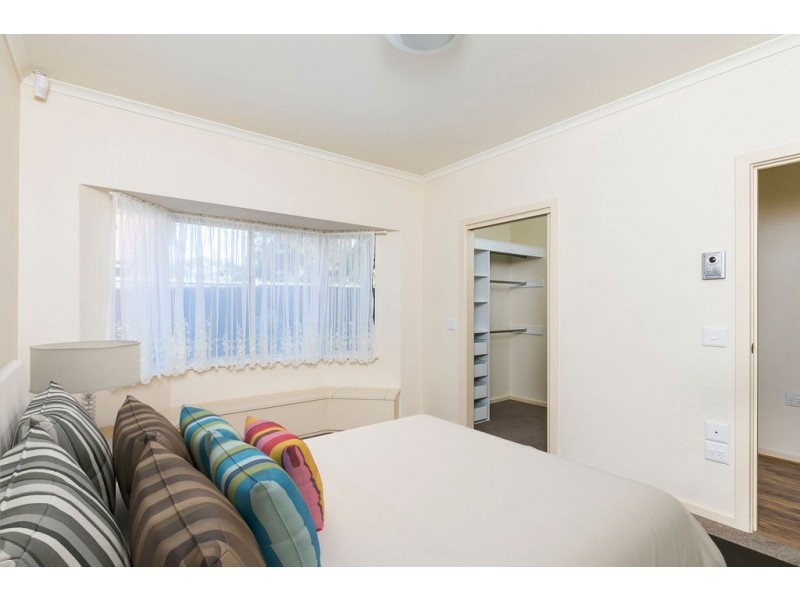 2/14 Finniss Street, Marion SA 5043