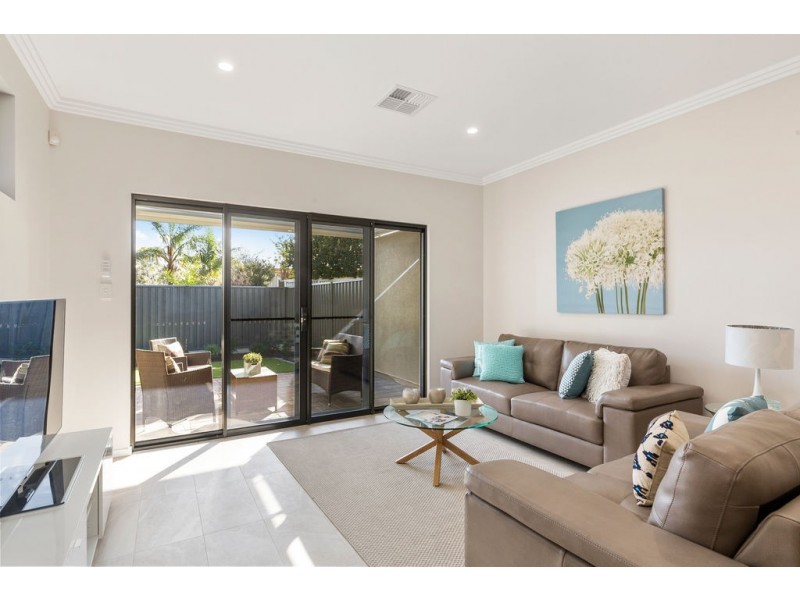 11 Kelmscott Street, Oaklands Park SA 5046