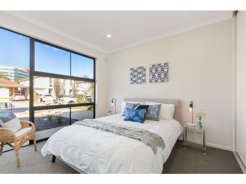 11 Kelmscott Street, Oaklands Park SA 5046