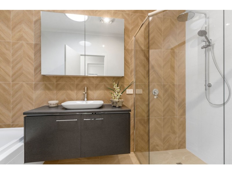 11 Kelmscott Street, Oaklands Park SA 5046