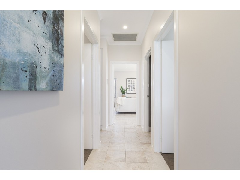 12 Sixth Avenue, Warradale SA 5046