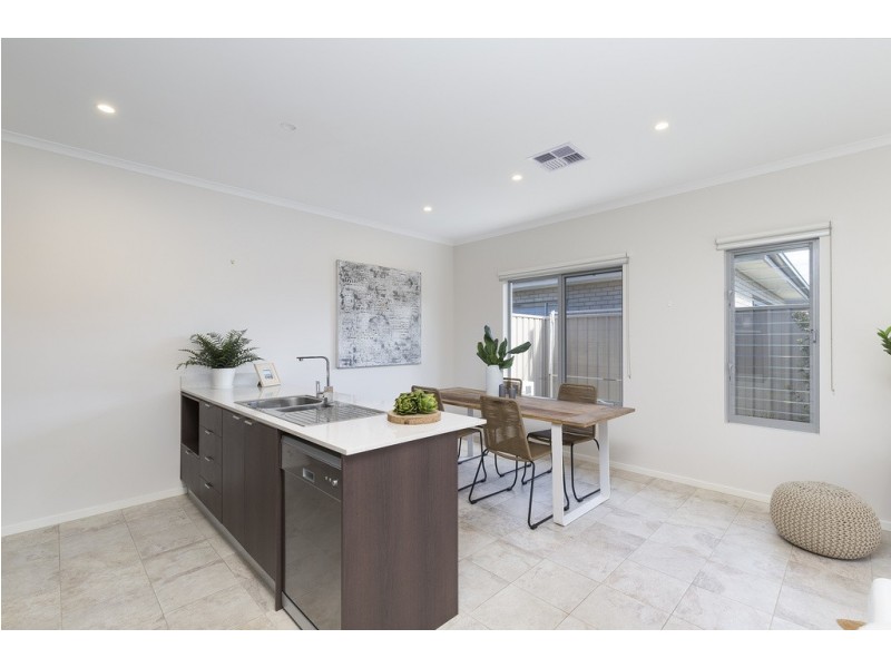 12 Sixth Avenue, Warradale SA 5046