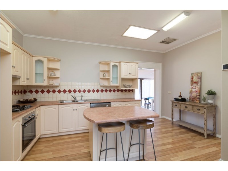 13 Orkney Avenue, Marion SA 5043