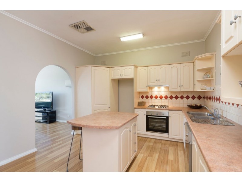 13 Orkney Avenue, Marion SA 5043