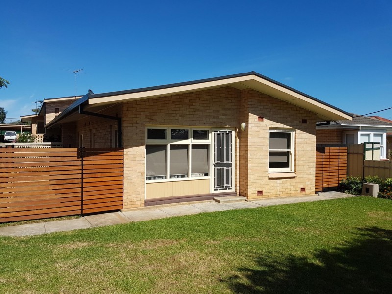 1/8 Silver Avenue, South Brighton SA 5048