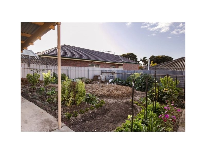 1/8 Silver Avenue, South Brighton SA 5048