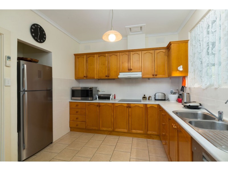 11 Sherlock Road, Kingston Park SA 5049