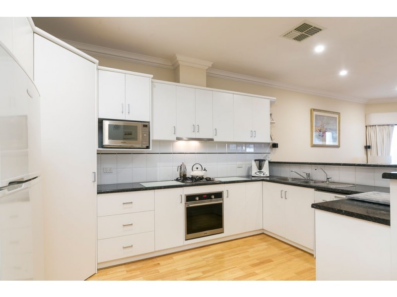 8B Eucla Avenue, Warradale SA 5046