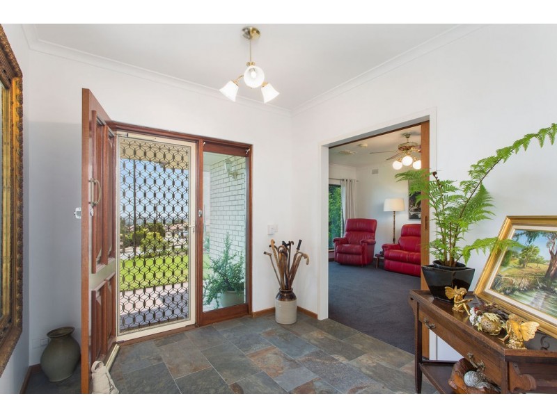 11 Gooroonga Street, Seaview Downs SA 5049