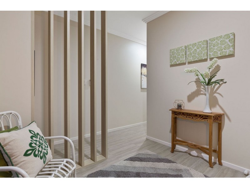 1a Galbraith Avenue, Park Holme SA 5043