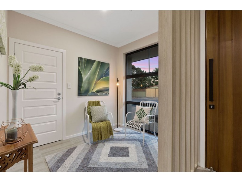 1a Galbraith Avenue, Park Holme SA 5043