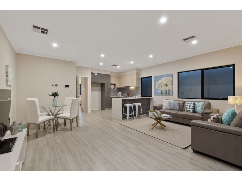 1a Galbraith Avenue, Park Holme SA 5043