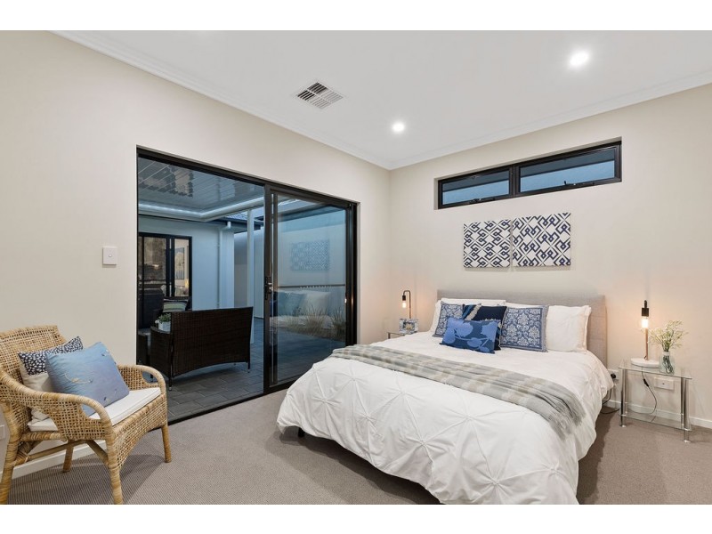 1a Galbraith Avenue, Park Holme SA 5043