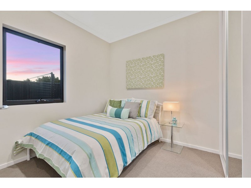 1a Galbraith Avenue, Park Holme SA 5043