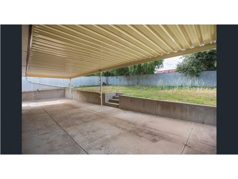 16 Waitara Court, Morphett Vale SA 5162