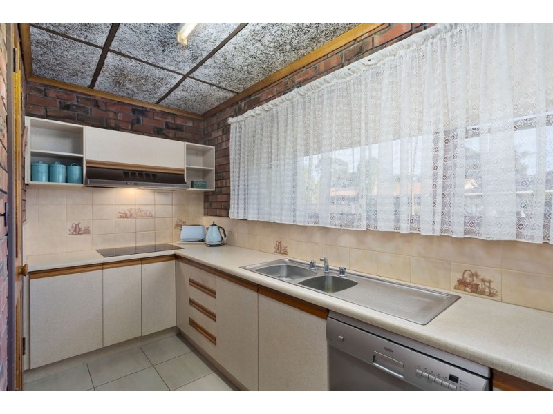 9 Saratoga Drive, Novar Gardens SA 5040