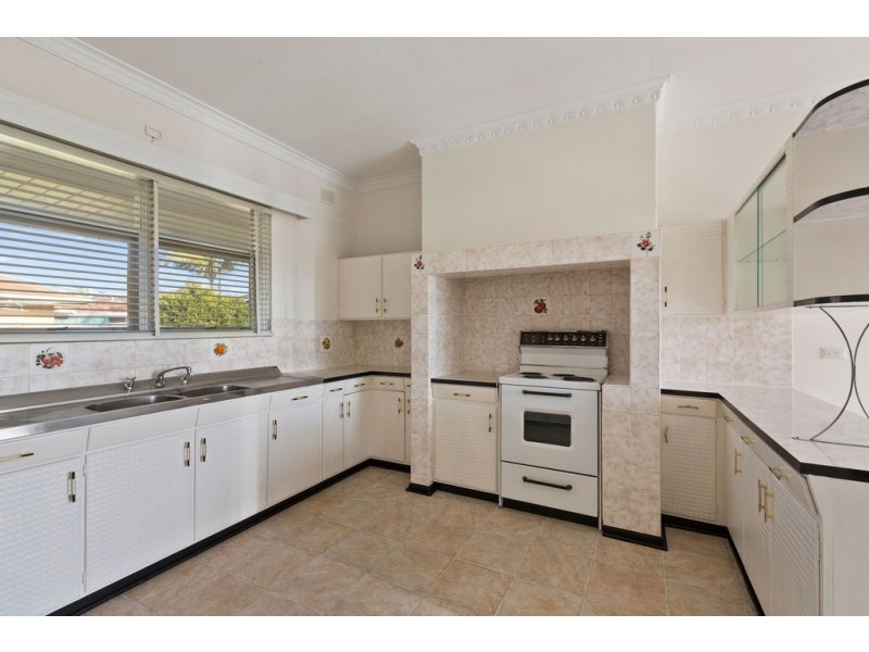 6 Merlin Road, Fulham Gardens SA 5024